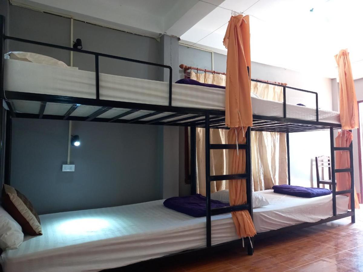 Riverside Garden Hostel Vang Vieng Zewnętrze zdjęcie